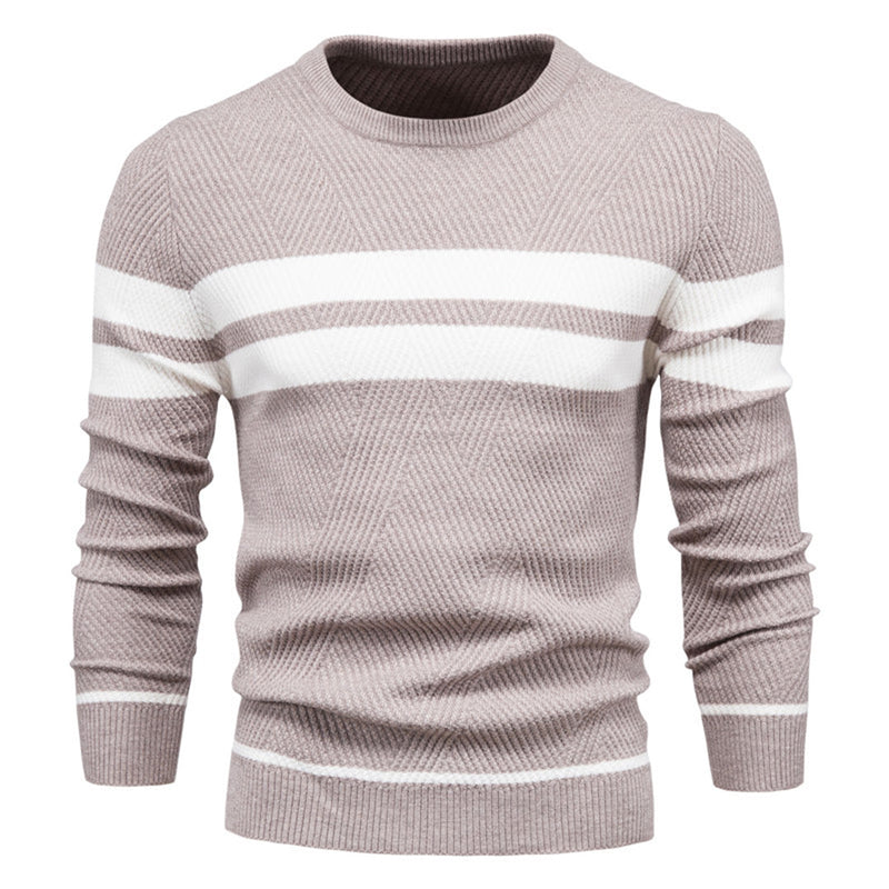 Gestrickter Pullover mit Rundhalsausschnitt